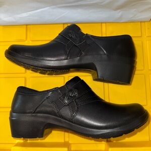 NEW Clarks Women's Angie Pearl Cushioned Slip On Loafers Black Size 10 Wide